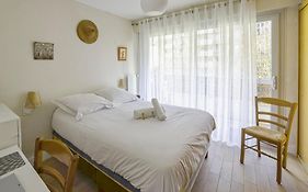 Appartement Labrouste Et Son Balcon - Welkeys