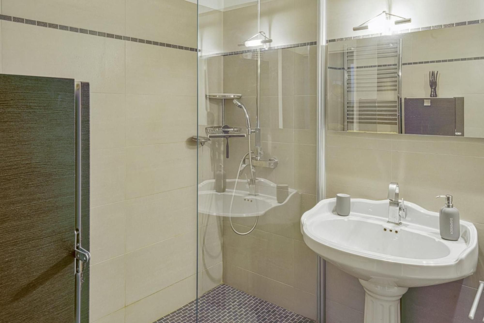 Appartement Labrouste Et Son Balcon - Welkeys Parigi Esterno foto